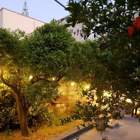 Casa Vacanze Nonna Maria Carpignano Salentino Exterior photo